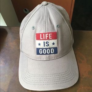 Men’s and women’s life is good hat